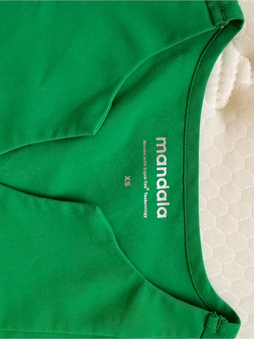 Green Women's Scrub Top and Jogger Set - Mandala size xs - Picture 6 of 6
